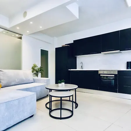 Elli's Apartment *